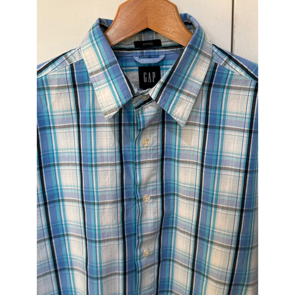 Men's GAP Blue White Plaid Fitted Short Sleeve Button Down Shirt L - Picture 2 of 6